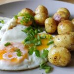 Дієтологи розповіли, чому яйця не можна поєднувати з майонезом та картоплею
