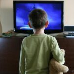 Телевізор чи комп’ютер: що більше шкодить здоров’ю?