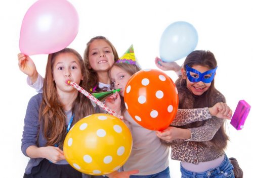 У що пограти біля ялинки? Ігри для дітей