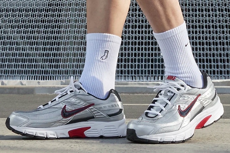 Чоловіче взуття в INTERTOP: як обрати ідеальні кросівки Nike та шльопанці