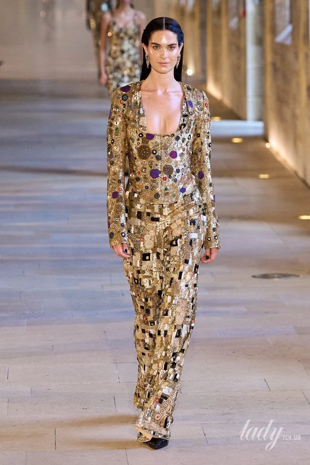 Показ Rahul Mishra Haute Couture осінь-зима 2025-2026 / © Getty Images