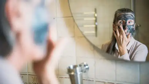 5 звичок, що крадуть молодість шкіри.