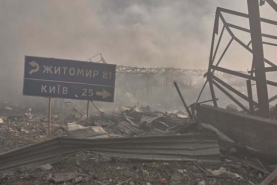 Війна, 1649-й день. На Київщині від детонації загинуло 37 осіб, Росія може готувати операції у напрямку Києва та Чернігова, у Непалі тривають пошуки тих, хто зник безвісти.