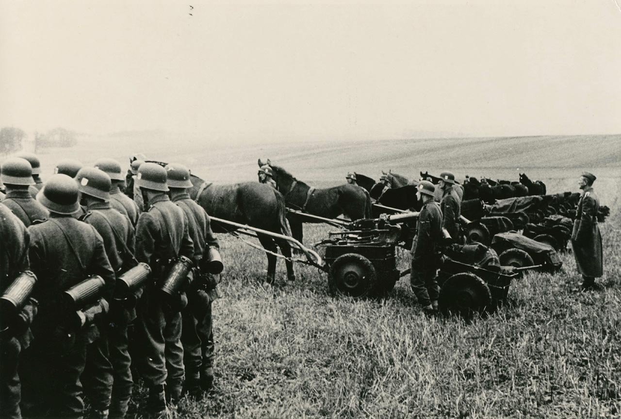 2-Viddil-zv---yazku-bilya-Ozhidova.-Lipen-1944-r