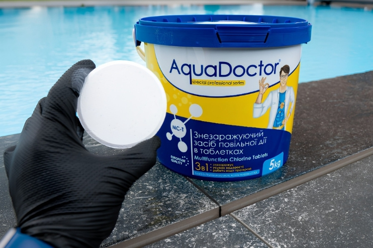 хімічні засоби для басейну Aquadoctor