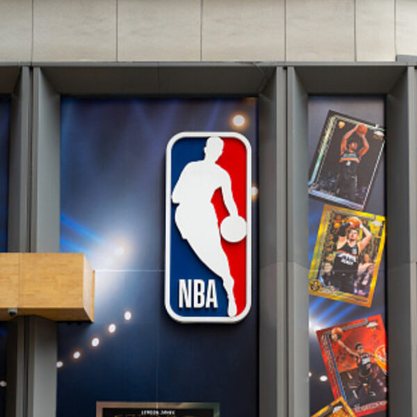 YouTube – Лідери у боротьбі за права NBA в регіонах
