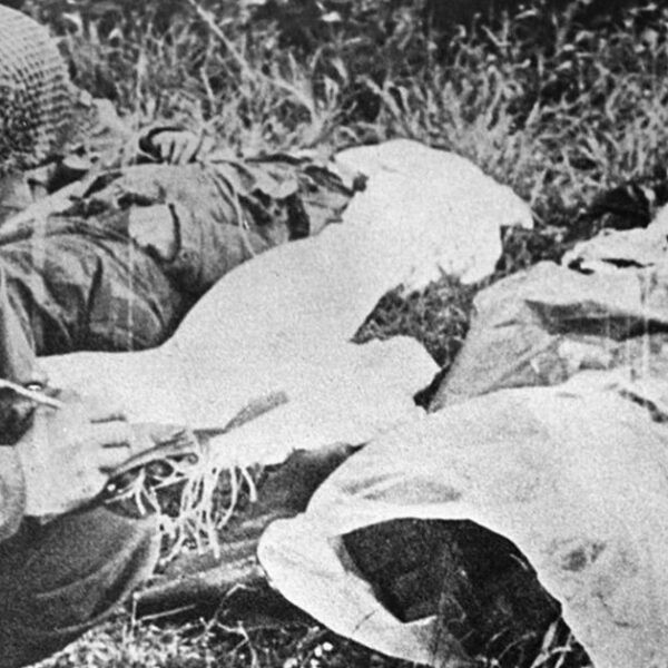 5 вагомих причин, аби заглибитися в книгу “Бруд війни. Солдати на полі бою у Другій світовій” від Мері Луїзи Робертс