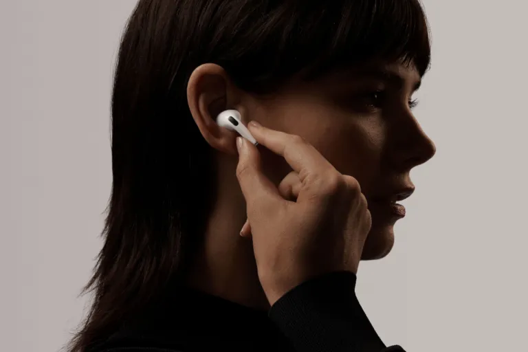 Основне зображення для пропозиції Stack Commerce: отримайте пару AirPods Pro за меншу ціну.