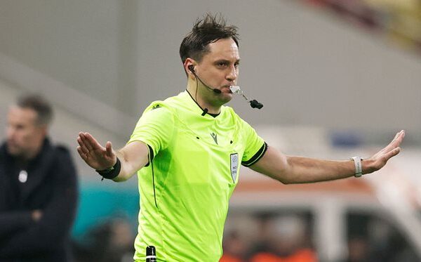Балакін призначений на матч Ліги чемпіонів між ПСЖ та “Слованом”