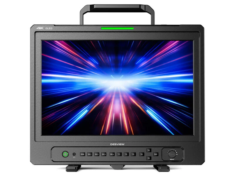 Професійний OLED-монітор Desview 4K з ручкою для перенесення, екран якого відображає графіку з синіми та червоними світловими смугами, а також панель керування з кнопками та диском меню.