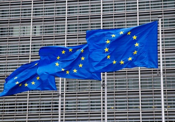 ЄС обмежить доступ дітей до 13 років до соцмереж