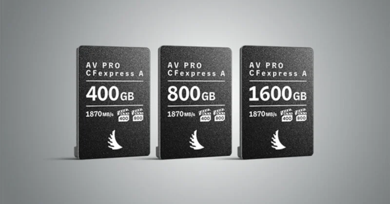 Три карти пам'яті AV PRO CFexpress A ємністю 400 ГБ, 800 ГБ та 1600 ГБ розташовані поруч на сірому тлі.